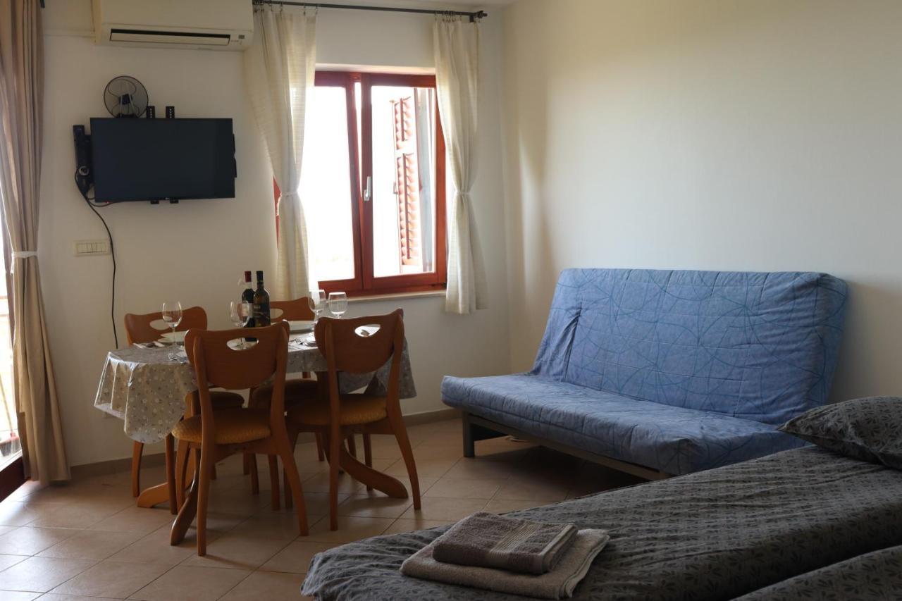 Tre Terre Apartment Lucija Exterior photo